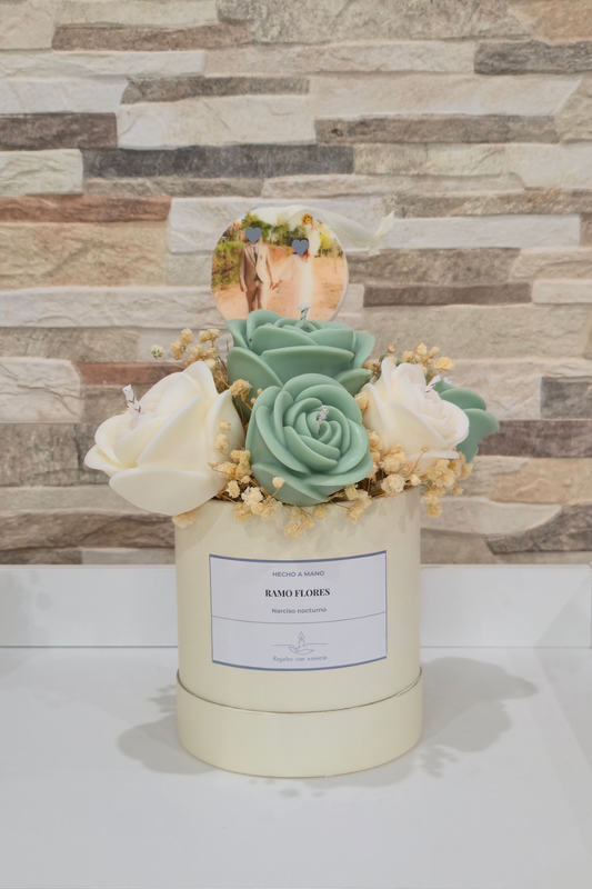 Ramo de flores artesanal personalizado